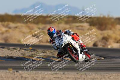 media/Dec-06-2024-CVMA Friday Practice (Fri) [[e1d1c5d4fc]]/1-Group1/Session 7 (Turn 4)/